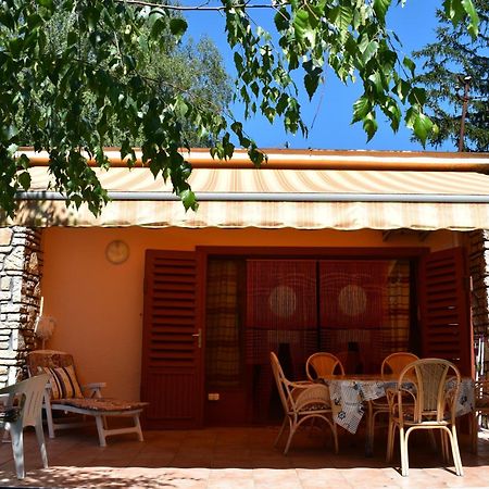 Cozy Family Cottage At The Lake Siofok Exterior photo