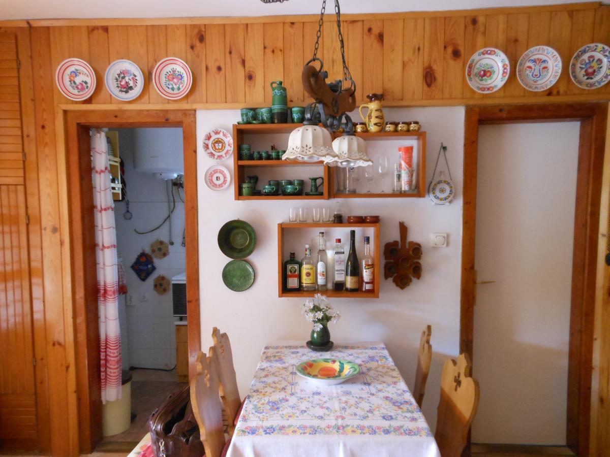 Cozy Family Cottage At The Lake Siofok Exterior photo
