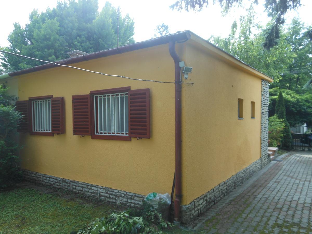 Cozy Family Cottage At The Lake Siofok Exterior photo
